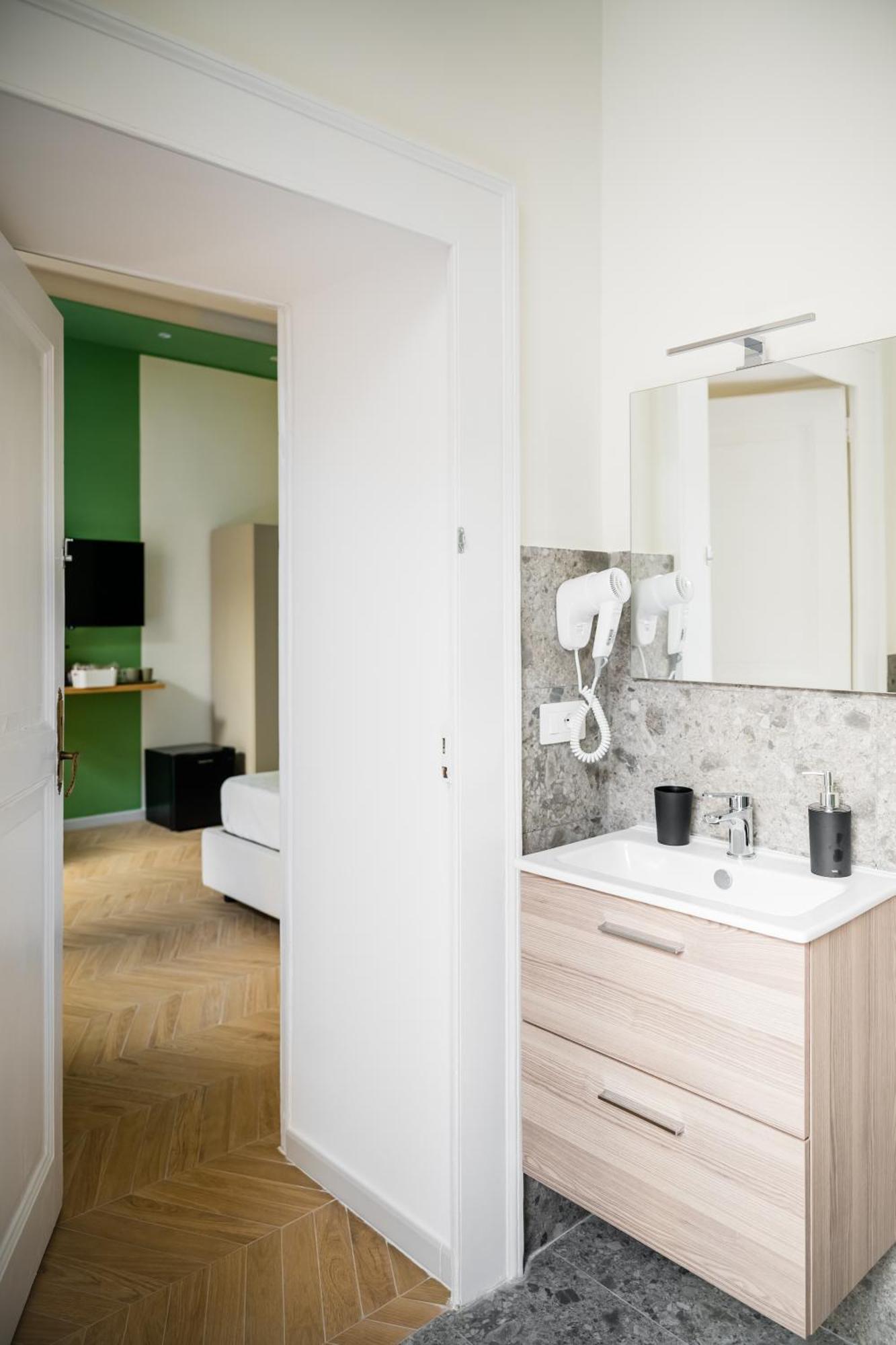 Tarsia 42 Suites Napoli Екстериор снимка